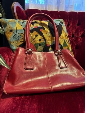 Liz Claiborne red purse